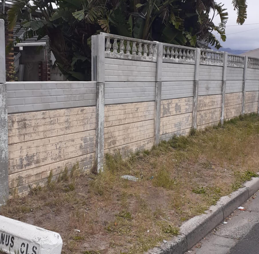 Get expert Vibracrete wall installation in Cape Town. Strong, secure, and affordable boundary walls built by professionals. Call now for a free quote.